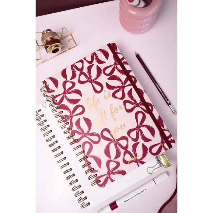 Matt Notebook B5 17x24 cm Spiralli Lastikli Düz, Çizgisiz Tarihsiz Not Defteri Fiyonklar