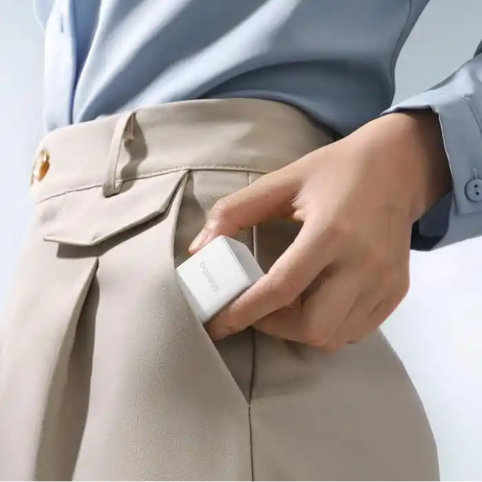 Baseus 20W Hızlı Şarj Cihazı, Palm 1C USB-C Duvar Adaptörü, BCT Soğutma Teknolojisi ve Akıllı Çip Koruması, Kompakt Şarj Başlığı, Beyaz