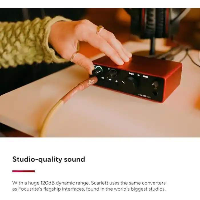 Focusrite Scarlett Solo Gen 4 Ses Kartı: Gitarist, Vokalist veya Prodüktör İçin USB Audio Arayüzü, Stüdyo Kalitesinde Kayıt ve Kayıt Yapmanız İçin Gerekli Tüm Yazılımlar