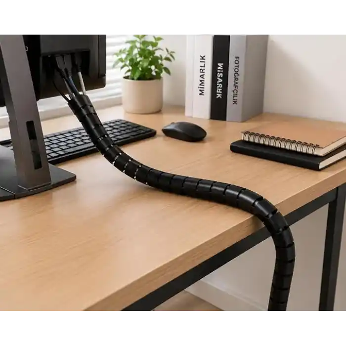 Orret Home 1,5 Metre 25 mm Kablo Koruyucu Spiral Siyah, Kablo Düzenleyici Organizer, Kablo Toplayıcı Sarma Spirali, Esnek Kablo Kanalı ve Kablo Gizleyici Koruma Kılıfı