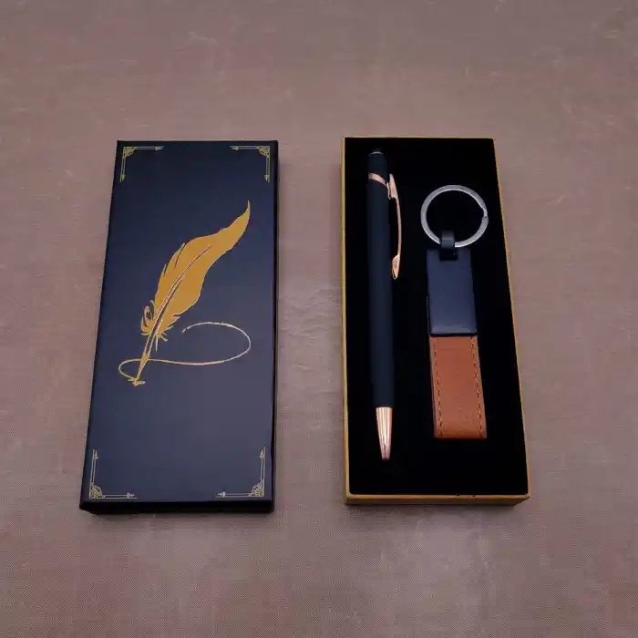 Şık Tasarımlı Kalem ve Anahtarlık Seti 14 cm 1 Adet
