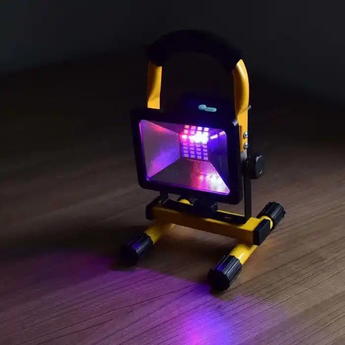 TCX Şarjlı Spot Lamba Projektör  Wt-329