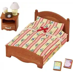 Sylvanian Families 5019 Yarı Çift Kİşilik Yatak Oyuncak Bebek ve Aksesuarlar
