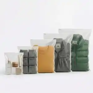 Fermuarlı Yarım Mat Buzlu Şeffaf Tekstil Saklama Torbası Seti, 140 Mikron, BPA İçermez, Zip Kilit, Plastik Malzeme (5 Farklı Ölçü Her Ölçüden 5er Adet - Toplam 25 Parça)