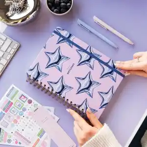 17x24 Spiralli Lastikli Sert Kapak Kareli Not Defteri Mavi Yıldız