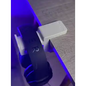 Premium Beyaz Masa Kenarı Kulaklık Standı – Polardock Edition | Kaydırmaz Keçeli, Ergonomik ve Güçlendirilmiş