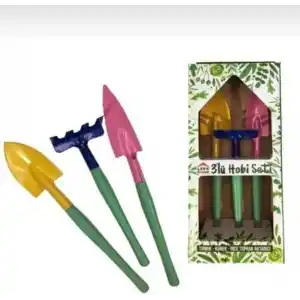 Kazma Kürek 3lü Set – Hobi Bahçeciliği ve Doğa Aktiviteleri