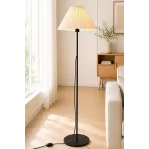 Siyah Metal Ayaklı Lambader Pileli Kırma Krem Başlıklı Salon Yatak Odası Köşe Aydınlatma 150 cm LAM01