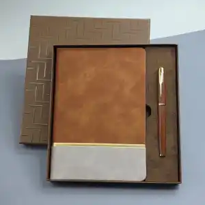 Şık Deri Defter ve Kalem Seti 22x20 cm Hediye Kutusu