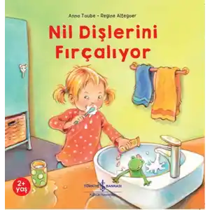 TCX Nil Dişlerini Fırçalıyor