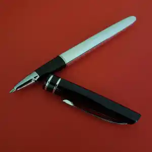 Şık Metal Roller Kalem 13.5 cm Mavi Yazma Özelliği