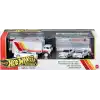 Hot Wheels Koleksiyon Seti Arabalar sergilenmeye uygun setler, 3 adet 1:64 ölçekli araba ve 1 adet 1:64 ölçekli Team Transport araç, Metal/Metal şasi ve Real Riders tekerlekler, JHW44
