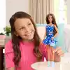 Breakthrough T1D iş birliğiyle tasarlanan, puantiyeli kıyafeti ve aksesuarlarıyla tip 1 diyabeti olan Barbie Fashionistas bebek (242), HYT97