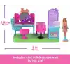 Barbie Mini BarbieLand koleksiyona uygun oyun seti, 4 cmlik bebek, aynalı kuaför tezgahı, şampuan bölümü ve hikaye anlatımına yönelik karşılama masası ile Kuaför Salonu, JCR32