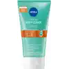 NIVEA Derma Skin Clear Sivilce Karşıtı Yüz Temizleyici Peeling 150ml, Gözenek Arındırıcı,Siyah Nokta Azaltır,Salisilik Asit,Deniz Tuzu, Niasinamid