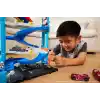 Hot Wheels® Heyecanlı Yarış Kulesi