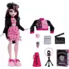 Monster High Gizemli Yıllık - Draculaura
