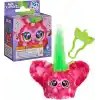 Furby Furblets Ber-Ree Mini Pelüş, Çilek Teması, Kırmızı, Müzik ve Sesler, 6 Yaş ve Üzeri için Oyuncak Yiyecekler
