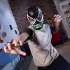 Marvel Spider-Man VenomVersus Venom Karanlıkta Parlayan Maske, Süper Kahraman Oyuncakları - İngilizce versiyonu