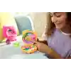 Polly Pocket bebek ve evcil hayvan oyun seti, Sevimli Ayıcık mini oyun seti, anahtarlık ve pelüş, meyve temalı aksesuarlar ve tılsımlar, JKC79