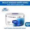 Vaseline Hafif Dokulu Nemlendirici Krem Cloud Soft 300 ml