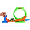 Hot Wheels Monster Trucks Mutant Kaosu Çemberde Yarış Oyun Seti, 1:64 ölçekli Wreckin Wolf, 110 gramlık Slime, 2 oynama şekli, JMK91