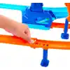 Hot Wheels Akrobasi Pistleri Dolambaçlı Hız Pisti oyuncak araba, pist ve oyun seti, 1:64 ölçekli metal araç, 2 çember ve 2 çarpışma alanı, kolayca birleştirilebilen sistem, JHK73