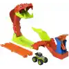 Hot WheelsMonster Trucks Snake Bite Güç Darbesi Oyun Seti, 1:64 ölçekli özel Bone Shaker ve pist, JJN44