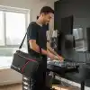Larkin Pioneer DJ DDJ-400 ve DDJ-FLX4 Uyumlu Laptop Bölmeli Kırmızı Kadife Astarlı Soft Case DJ Controller Taşıma Çantası