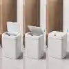 12 Litre Sensörlü Çöp Kovası, Otomatik Temassız Akıllı Çöp Kutusu, Sessiz Kapanan Kapaklı, 2 AA Pille Çalışan, Banyo, Mutfak ve Ofis İçin Beyaz