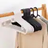 Coverest 30 Adet Slim Plastik Elbise Askısı, Gardrop İçin Alan Tasarruflu Pantolon Gömlek Ceket Etek Askısı, Kıyafet Askısı, 38.5 cm x 18 cm (30, SİYAH)