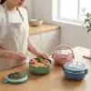 Deconox 700 ml Paslanmaz Çelik Yemek Kabı, Kaşıklı, Saplı ve Kilitli Yuvarlak Lunch Box, Mavi Yeşil Pembe Renk Seçenekli, 12x11x13cm Kapaklı Saklama ve Taşıma Kabı