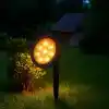 18W Solar Kazıklı Çim Armatürü – Güneş Enerjili Amber Led Bahçe Aydınlatma Lambası, IP65 Su Geçirmez, 200 Lümen, 5-6 Saat Çalışma