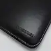 Coverzone Premium Suni Deri Sekreterlik – Mandallı Evrak Tutucu, Tablet Bölmeli Organizer, Çok Gözlü Evrak Dosyası (Hesap Makinesiz Model), Fermuarlı (32.5 × 25 cm), Siyah