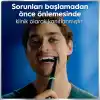 Oral-B iO6 Siyah Şarjlı/Elektrikli Diş Fırçası, 2 Fırça Başlığı, Uzun Ömürlü Pil, Premium Seyahat Kabı, Yedek Başlık Kabı