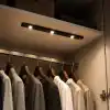 Şarjlı Sensörlü LED Dolap İçi Aydınlatma 40,5 cm, 3W Ultra Slim Tezgah Altı Lamba, 3 Renk Işık Seçenekli, Dimlenebilir, USB Şarjlı Siyah LED Işık
