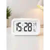 MR Dijital Masa Saati Büyük LED Ekranlı | Alarm Özellikli | Tarih ve Sıcaklık Göstergeli | Gece Işığı | 12/24 Saat Siyah/Beyaz (Beyaz)