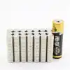 100 Adet 8x2mm Yuvarlak Güçlü Neodyum Mıknatıs (Çap 8 m m Kalınlık 2 mm)