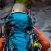 Minesk Airtag ile Uyumlu SuperLock Serisi Kilitli Kılıf ve Darbelere Karşı Ultra Güçlü Koruyucu Anahtarlık (Siyah)