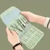 Ergonomik Seyahat İçin 16 Parça Manikür ve Pedikür Seti