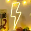 Şık Tasarım Neon Led Işıklı Dekoratif Şimşek Masa Lambası