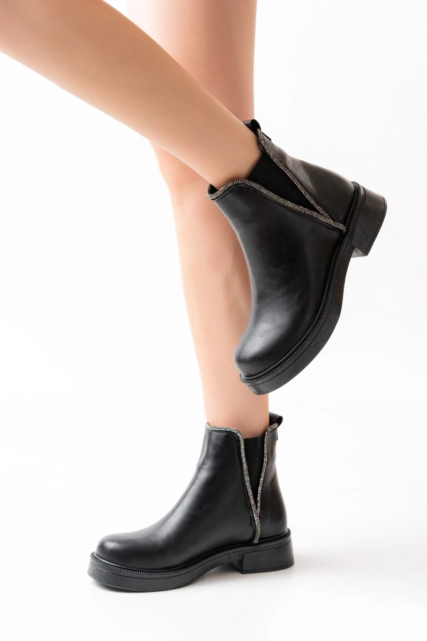 Bidebuvar 02-02 Siyah Taş Aksesuarlı Lastikli Günlük Kadın Bot