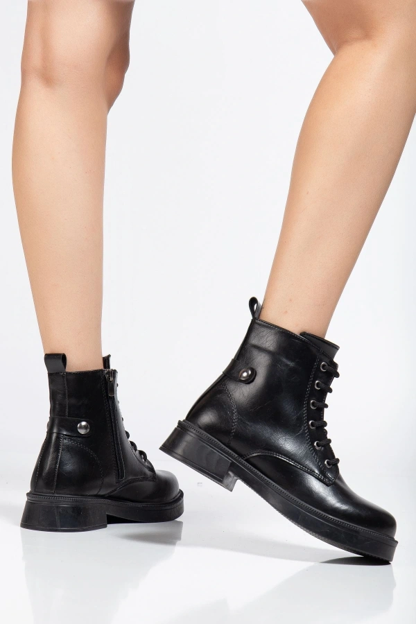 Bidebuvar 02-2003 Siyah Kırışık Rugan Bağcıklı Fermuarlı Günlük Kadın Bot