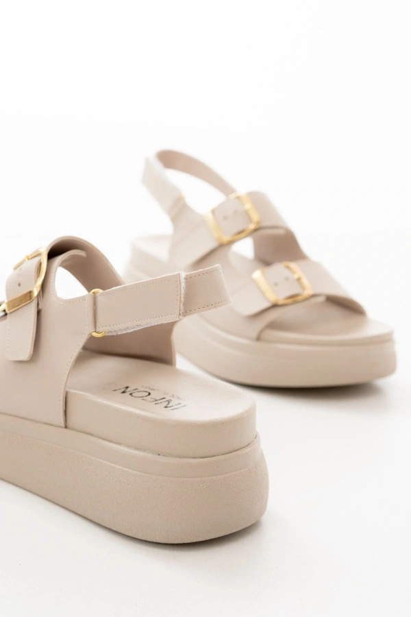 Bidebuvar 24422-1185 Bej Dolgu Topuk Kadın Sandalet