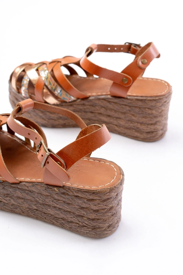 Bidebuvar 684-02 Taba Garni Ortopedik Hakiki Deri Dolgu Kadın Sandalet