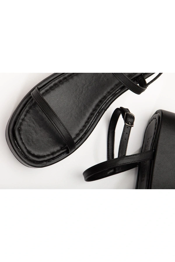 Bidebuvar 861-1027 Siyah Dolgu Topuk Kadın Sandalet