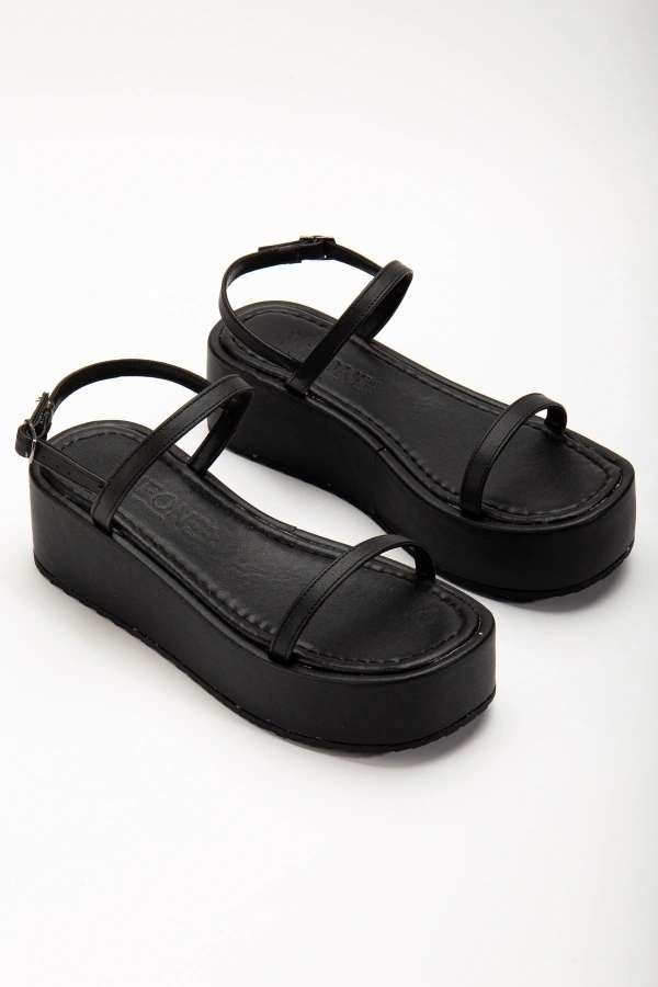 Bidebuvar 861-1027 Siyah Dolgu Topuk Kadın Sandalet