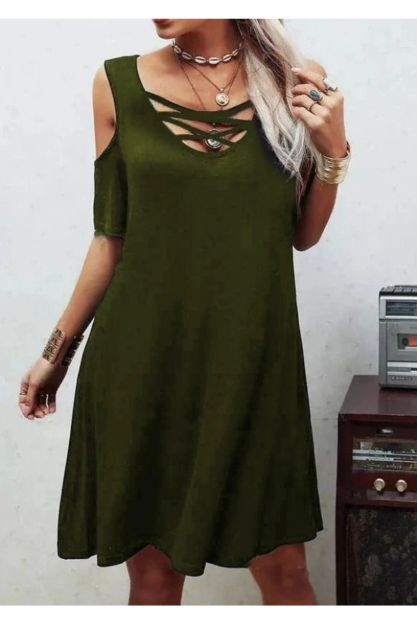 Bidebuvar Dekolteli Bağcık Detay Viskon Kumaş Elbise