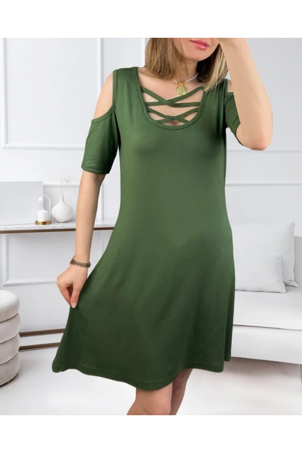 Bidebuvar Dekolteli Bağcık Detay Viskon Kumaş Elbise