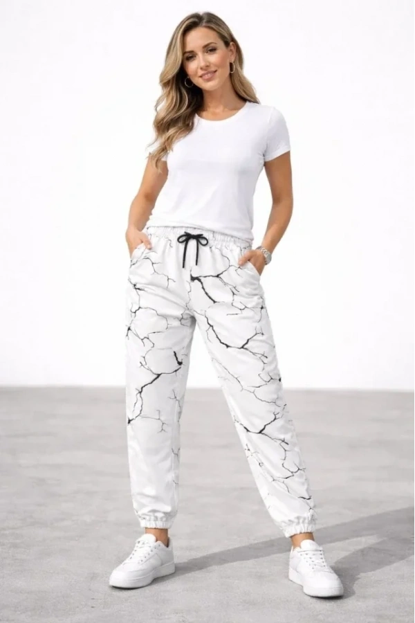 Bidebuvar Dijital Baskılı Eşofman Altı Kışlık Üç İplik Şardonlu Kumaş Lastikli Paça, Cepli, Rahat Kalıp - Beyaz